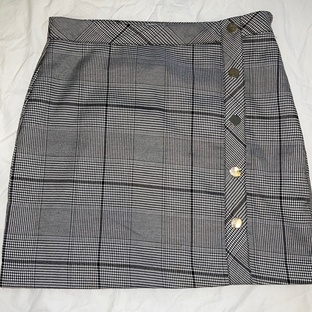 J.O.A. Mini skirt Plaid Button Detail Side Zip Lined Women Small EUC